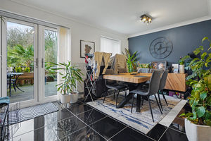 Photo 21- click for photo gallery